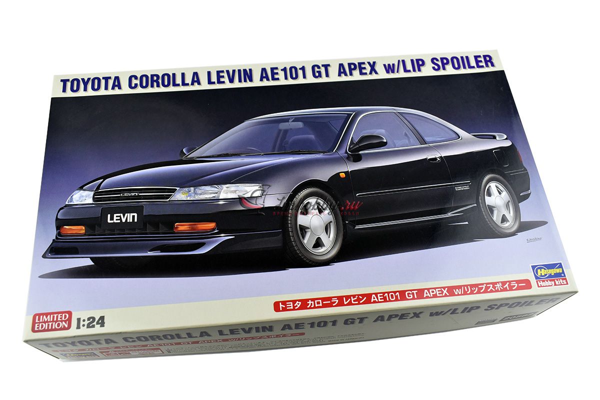 Toyota Corolla Levin AE101 GT Apex w/Lip Spoiler масштаб 1:24 Hasegawa  HS20582